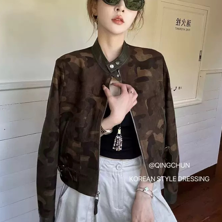 高级感麂皮外套女款秋2025新款巨好看的立领长袖迷彩正肩夹克上衣