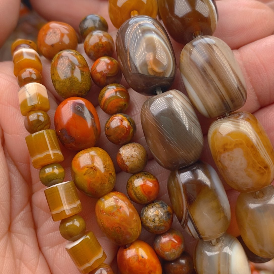 玛瑙/玉髓颈饰未镶嵌