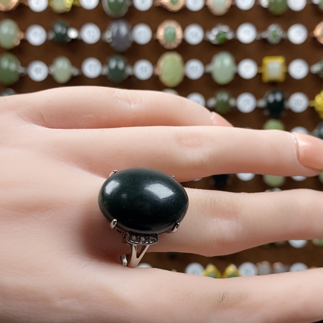 和田玉（青玉）戒指合金