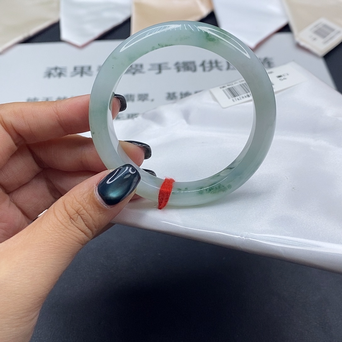 翡翠未镶嵌手镯百元手镯默认瑕疵