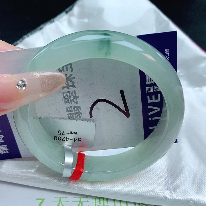 翡翠手镯未镶嵌缅甸天然a货翡翠手镯