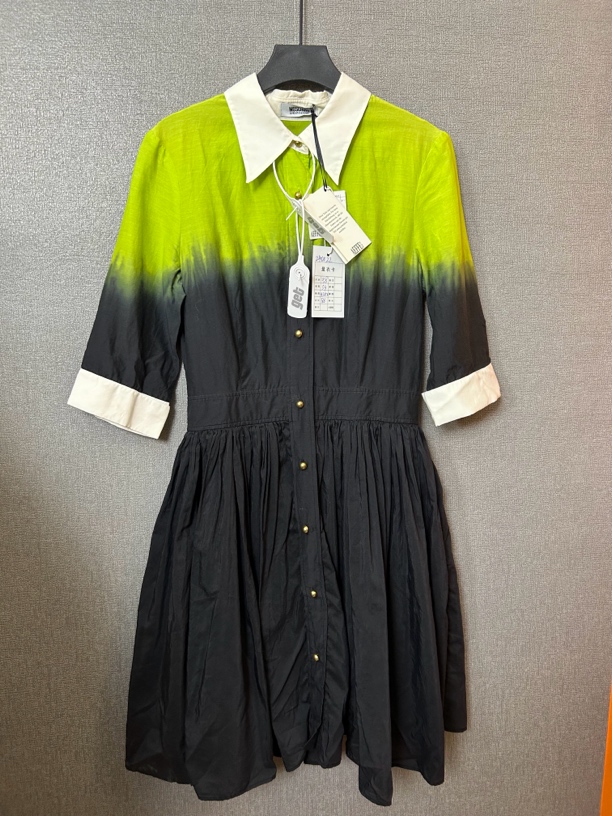 99新 Moschino/莫斯奇诺 绿色渐变衬衫裙