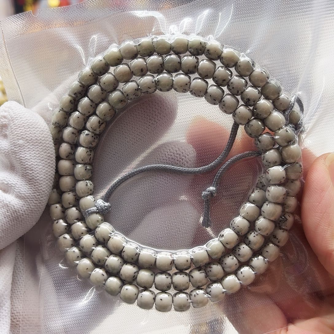 星月菩提吊坠112梵天糯绿背河豚6左右108