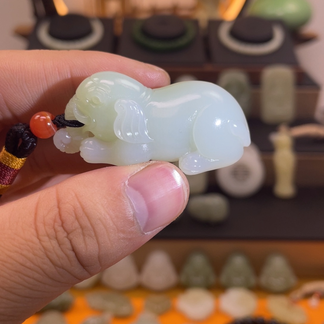 和田玉颈饰未镶嵌