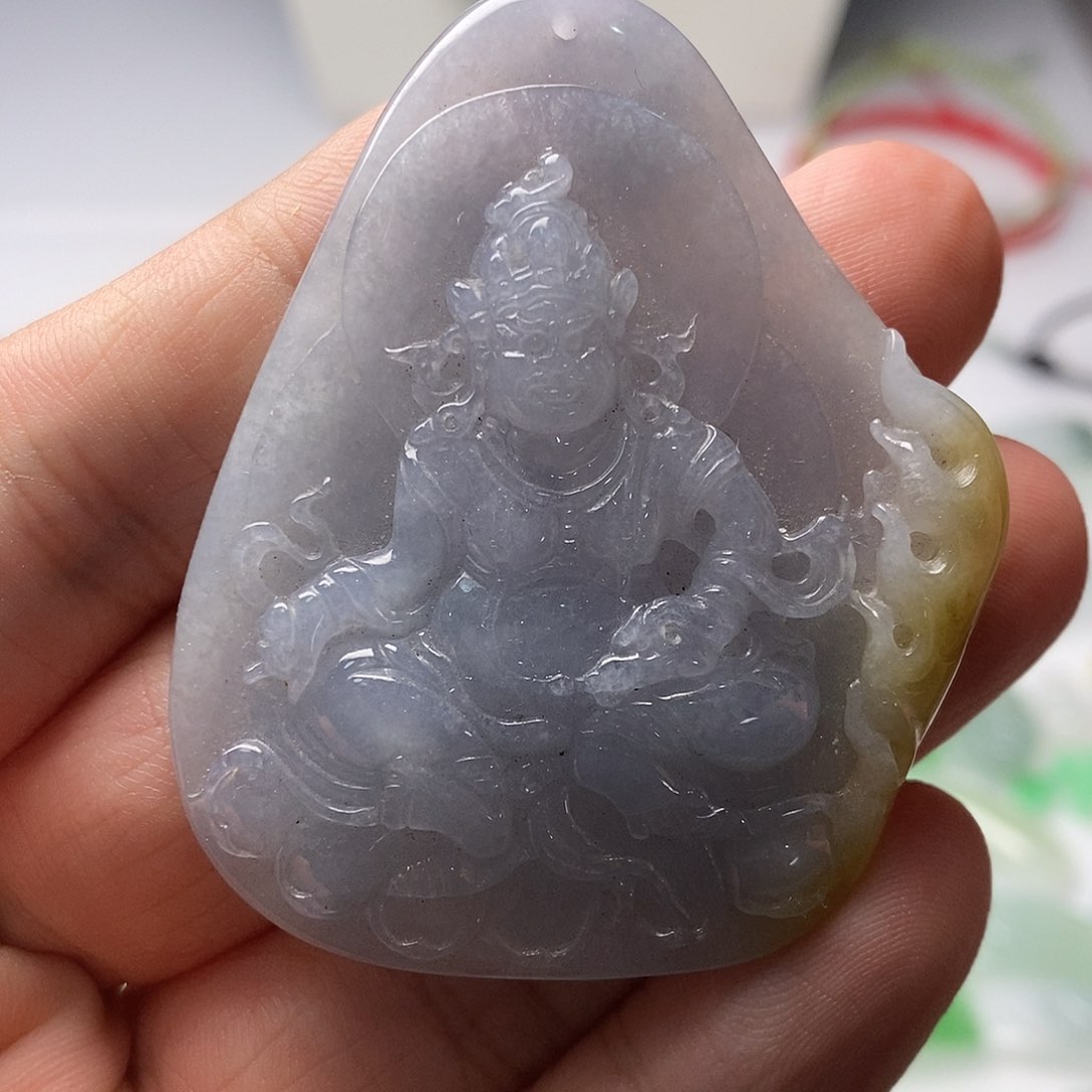 翡翠颈饰未镶嵌天然翡翠