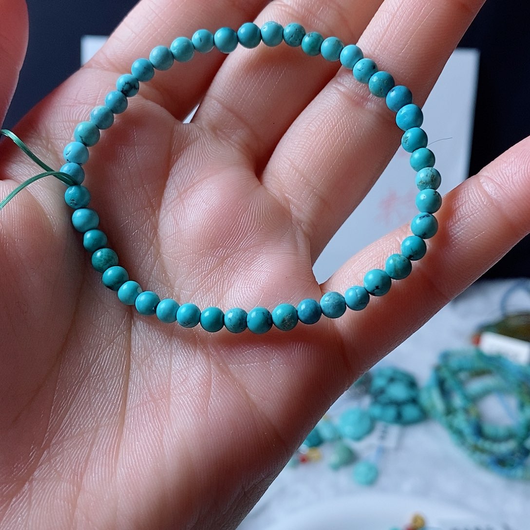 绿松石颈饰未镶嵌曦**?