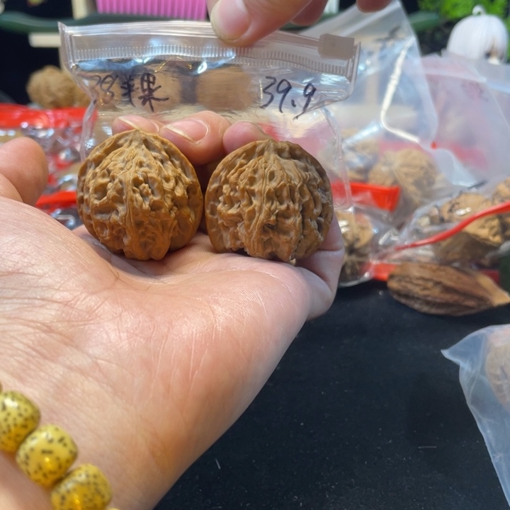 文玩核桃把件38苹果