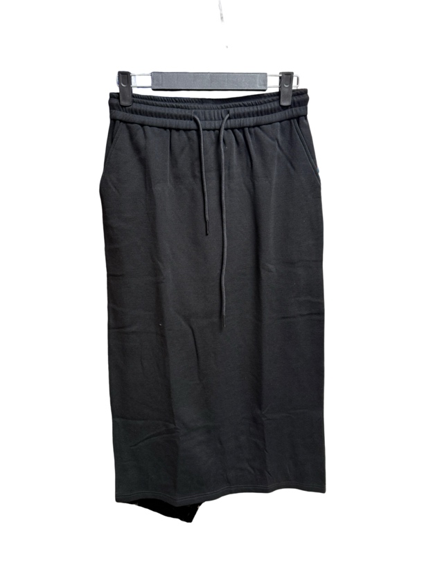 针织桑蚕丝拉绒长款A字裙，后边开叉，裙长80左右（绒面桑蚕丝）