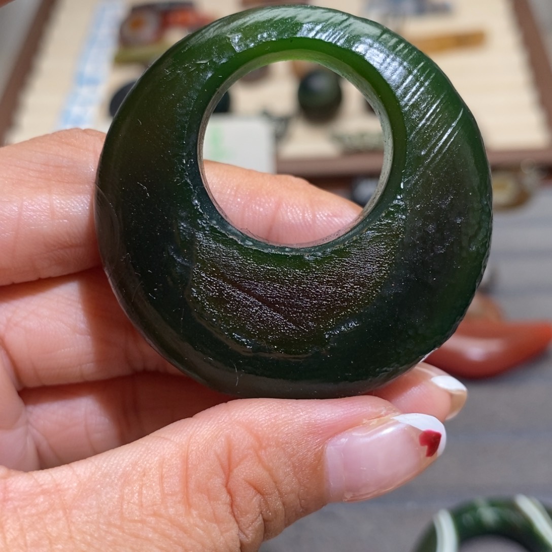 娃***肉玛瑙/玉髓未镶嵌手链