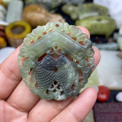 蛇纹石玉未镶嵌颈饰112