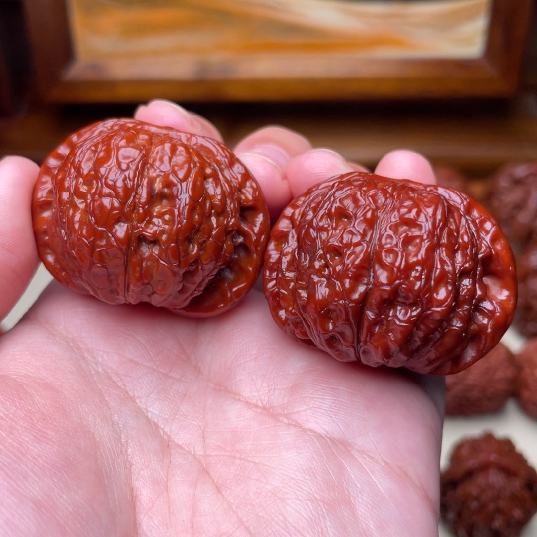 文玩核桃把件文玩核桃 手把件 血麒麟 41