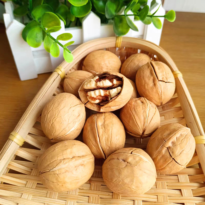 烤核桃新疆33薄皮核桃 熟核桃草本味 手剥核桃 休闲零食 干果坚果