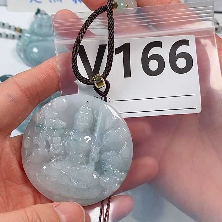 翡翠颈饰未镶嵌天然