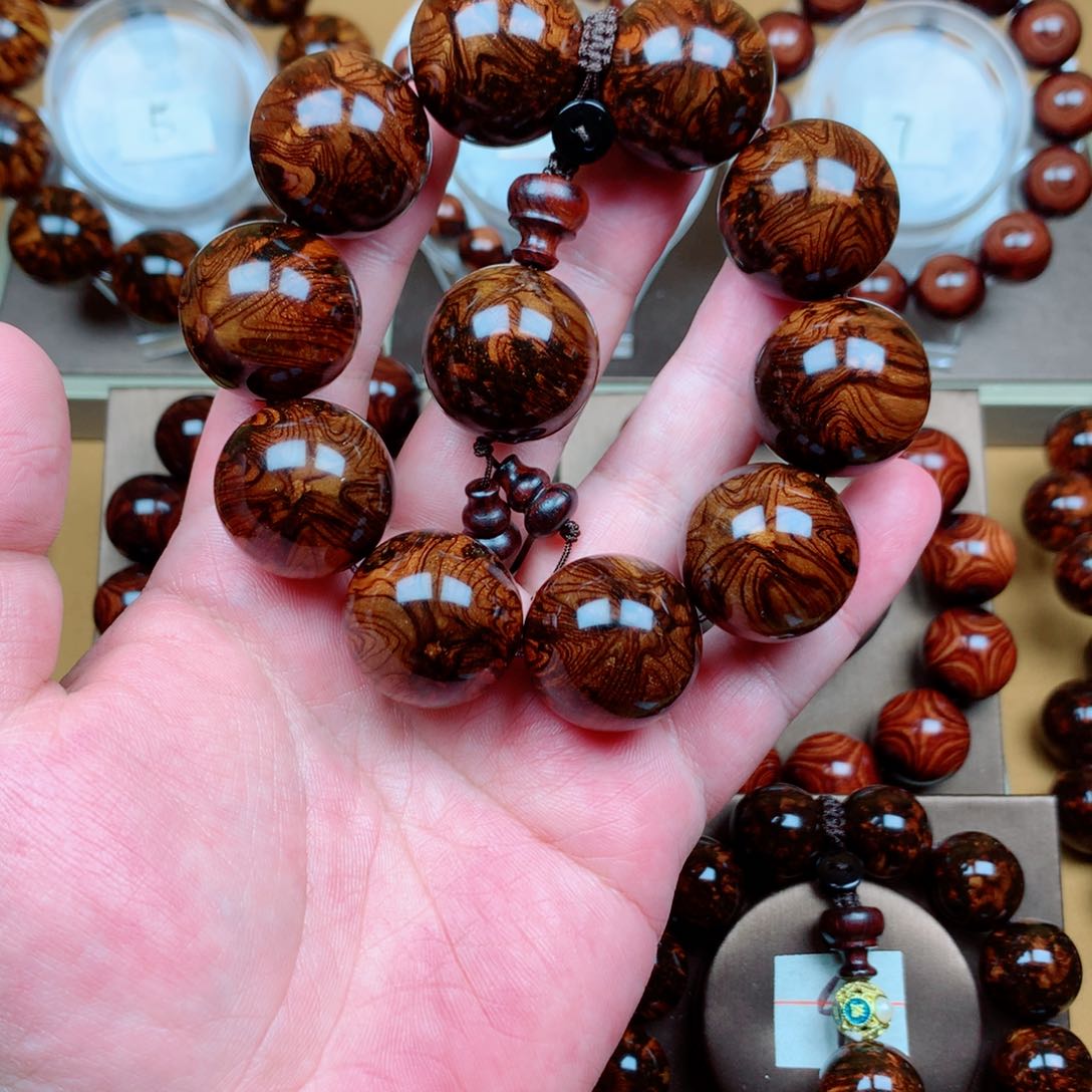 黄花梨/降香黄檀2.5黑金瘤疤西瓜纹烟花纹