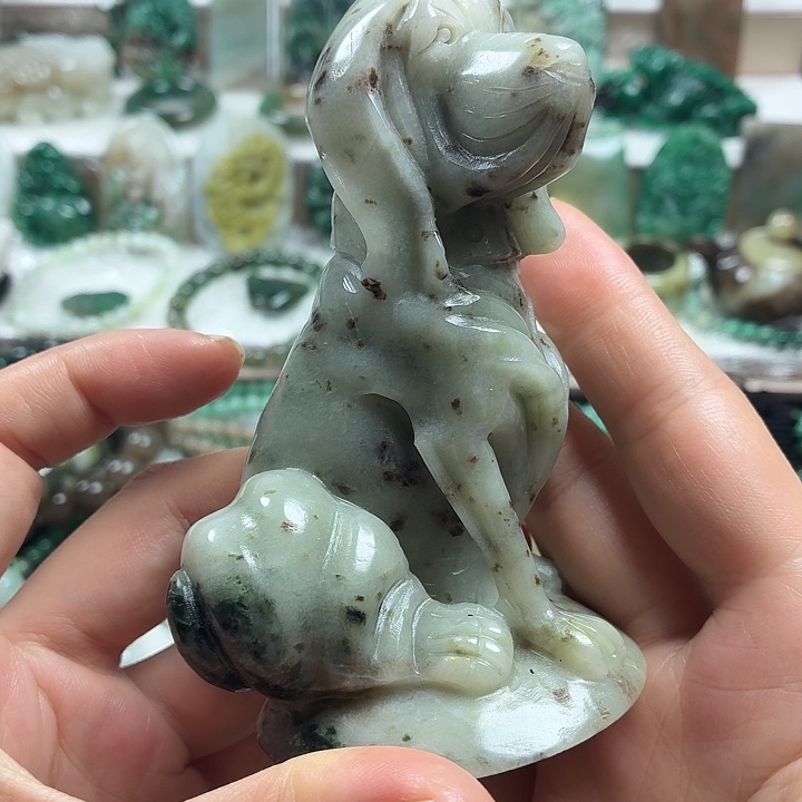 独山玉未镶嵌吊坠