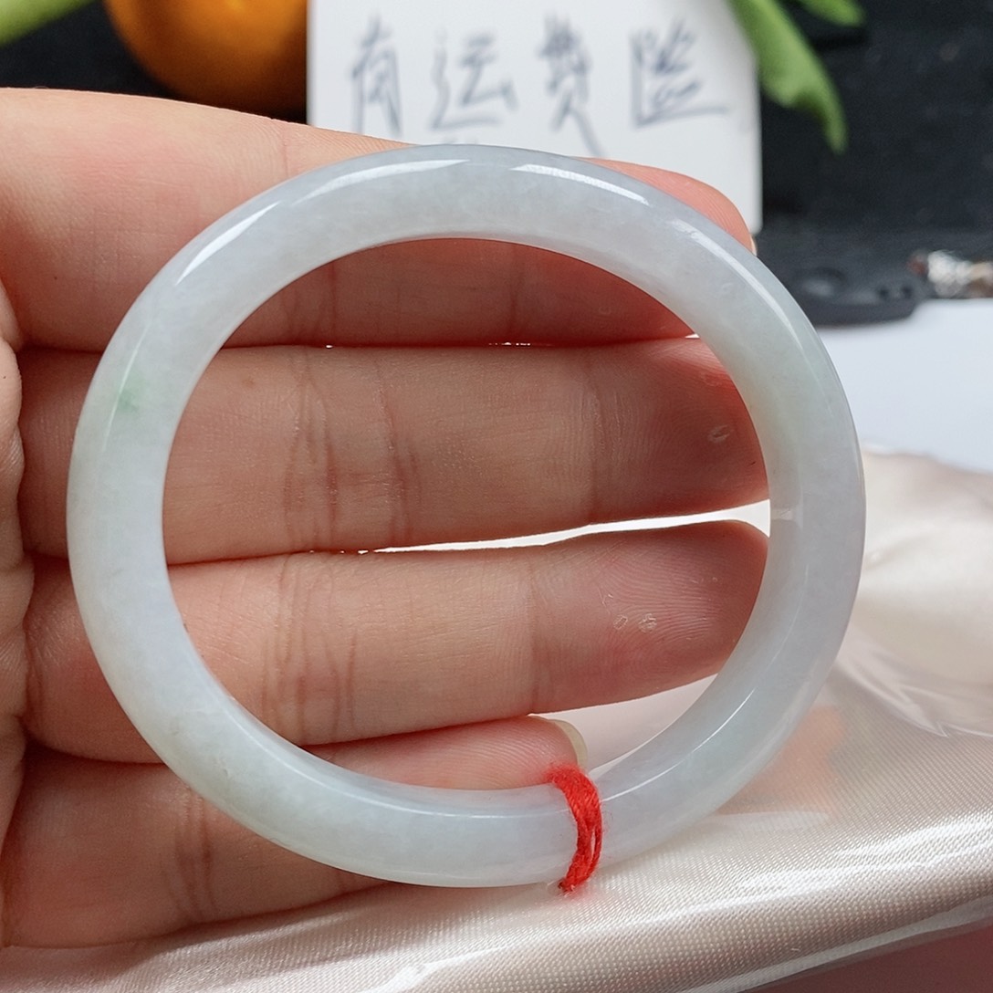 【闪购商品】翡翠手镯（贵妃镯）未镶嵌201号