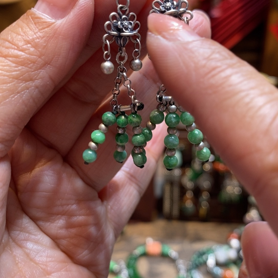 翡翠吊坠(赠链)未镶嵌