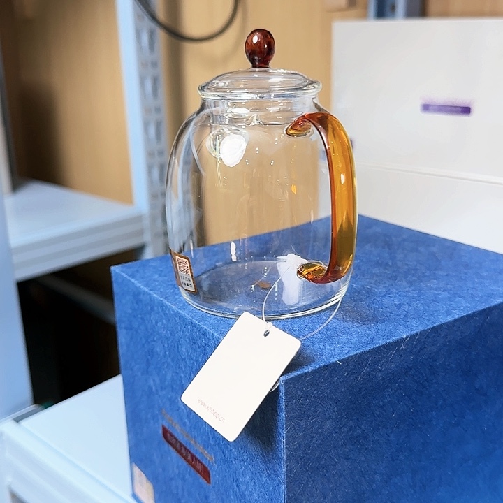 禾器宴臣壶琥珀色