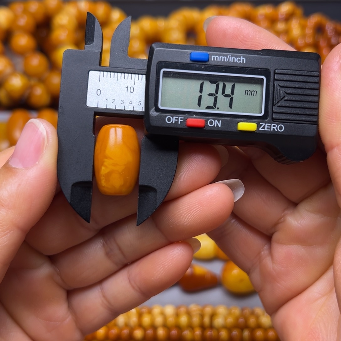 琥珀未镶嵌吊坠(不含链)