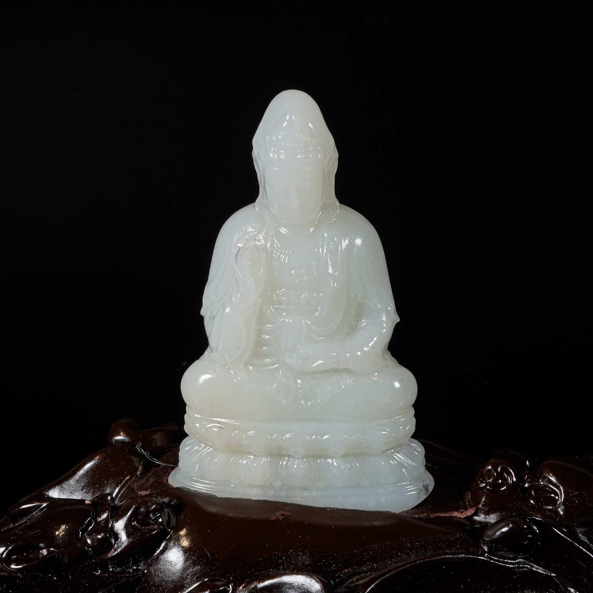 LOT.029和田玉巧雕菩萨像/X2476