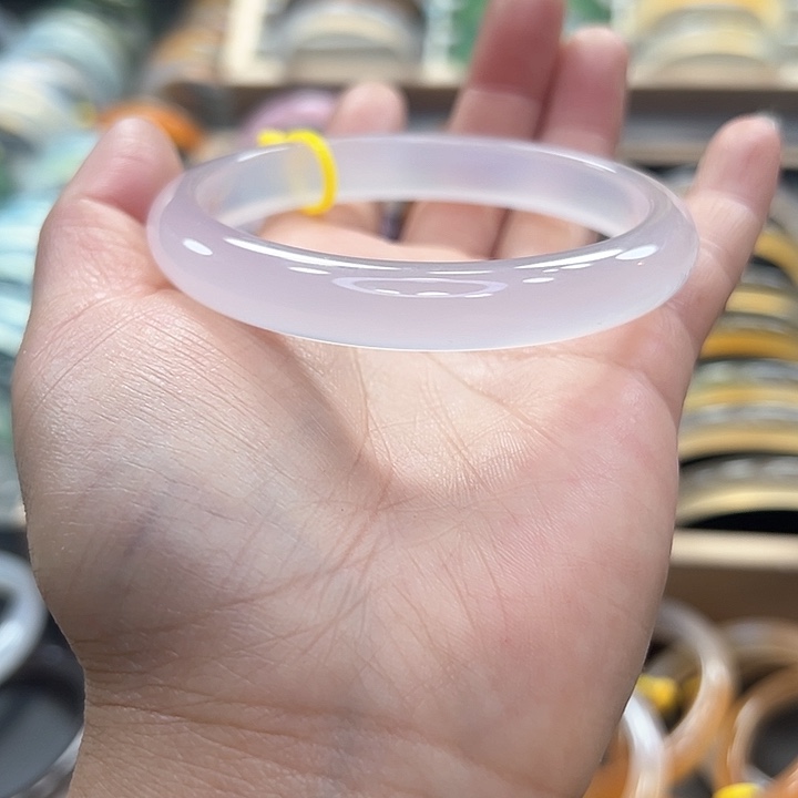 玛瑙/玉髓手镯未镶嵌S*y