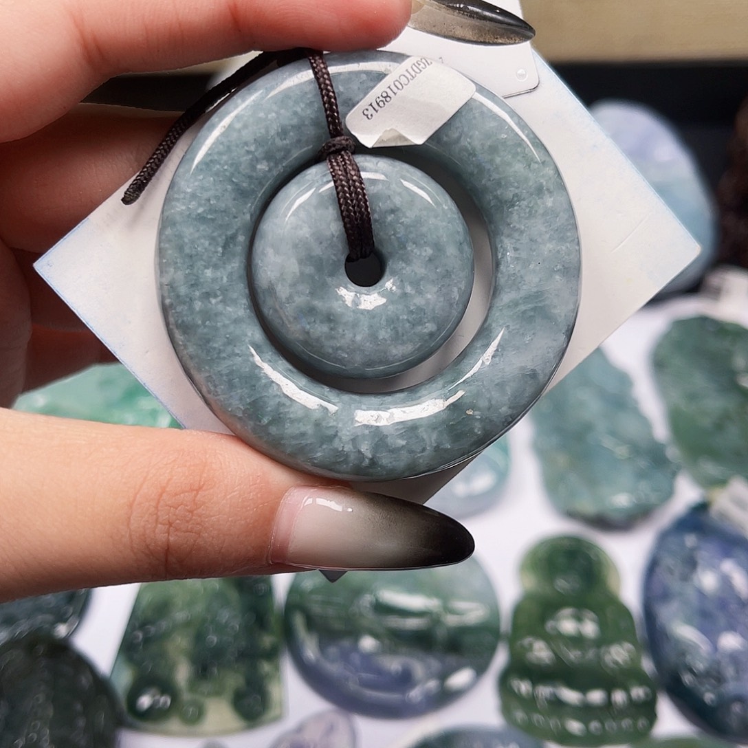 翡翠未镶嵌颈饰天然