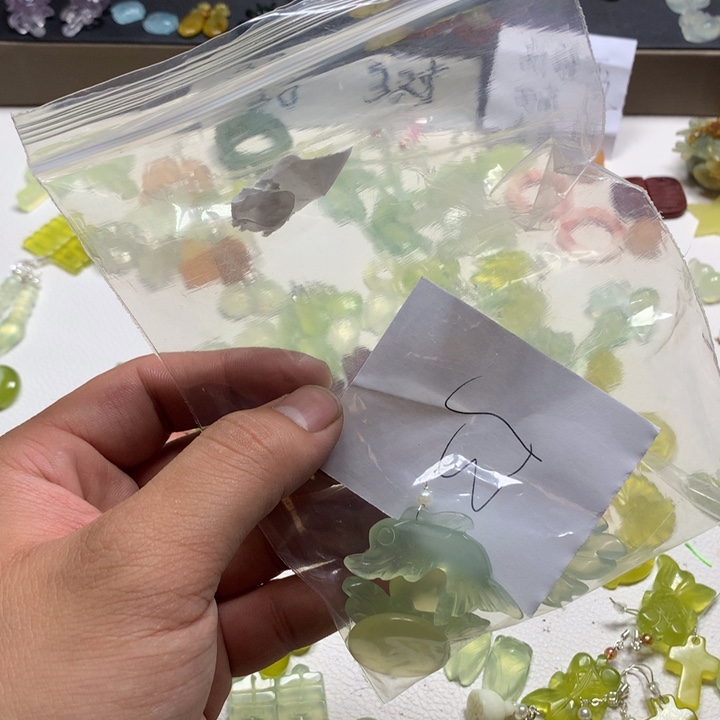 蛇纹石玉合金耳钉旭**出