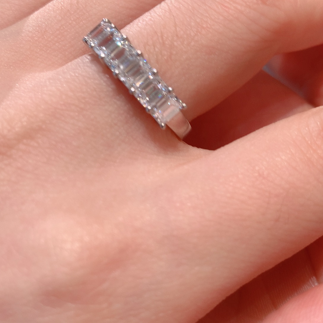 D***J实验室培育钻石18K金镶嵌12