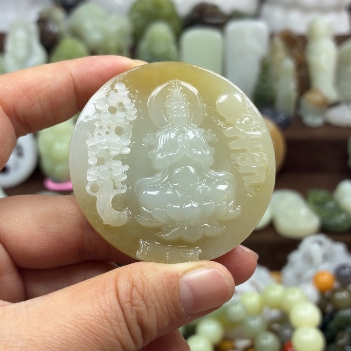 糯***米和田玉未镶嵌颈饰