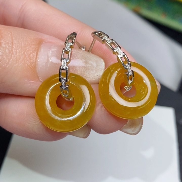 翡翠18K金镶嵌耳饰甜甜圈