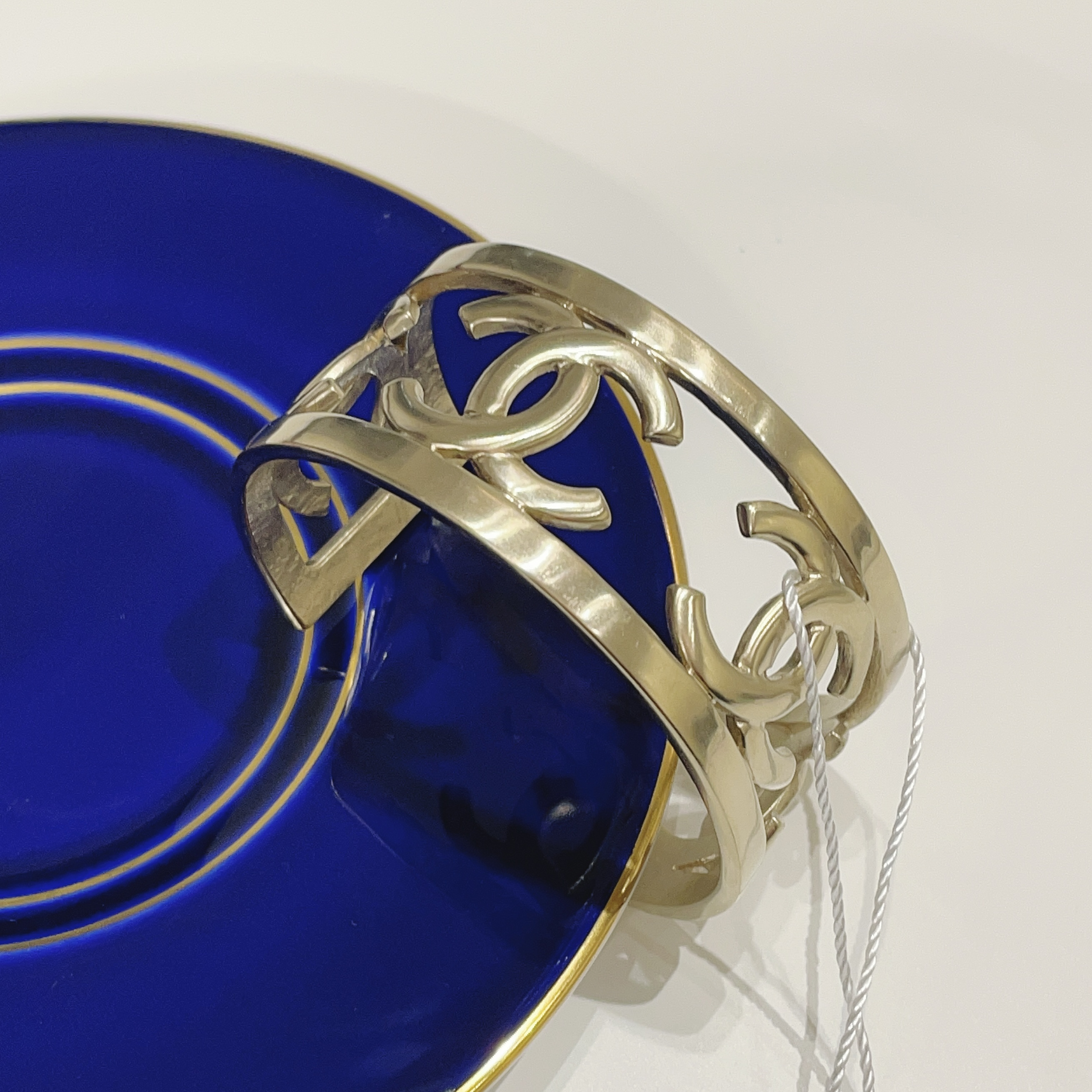 95新 Chanel/香奈儿 16b金色镂空多双C手镯29479470