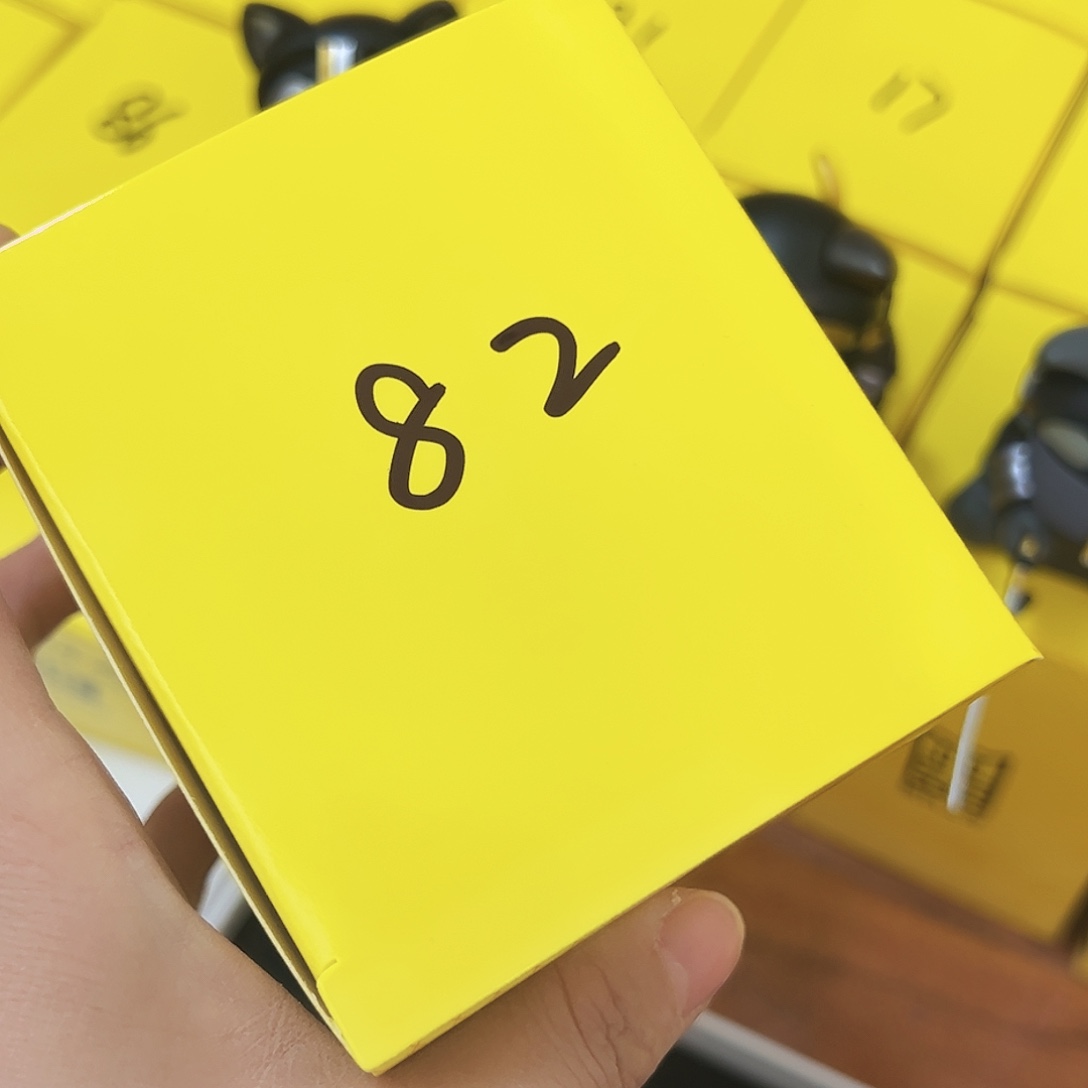 大***。盲盒82号 黑坑上岸手办