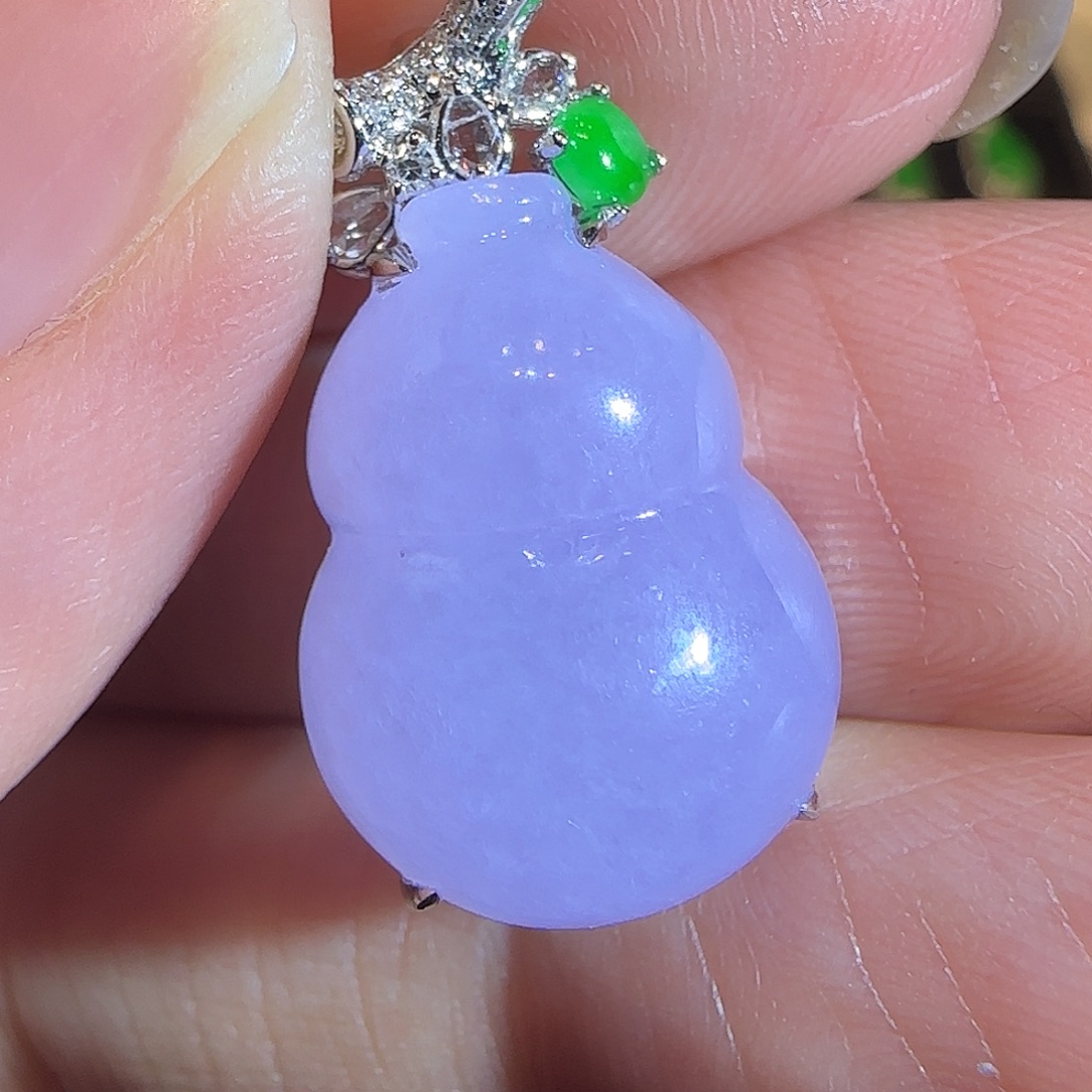 翡翠18K金镶嵌吊坠(赠链)