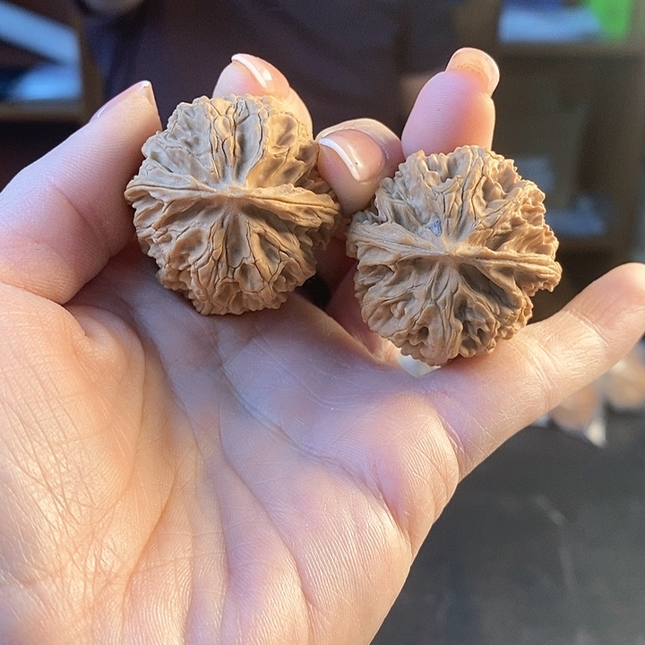 文玩核桃把件苹果9.8