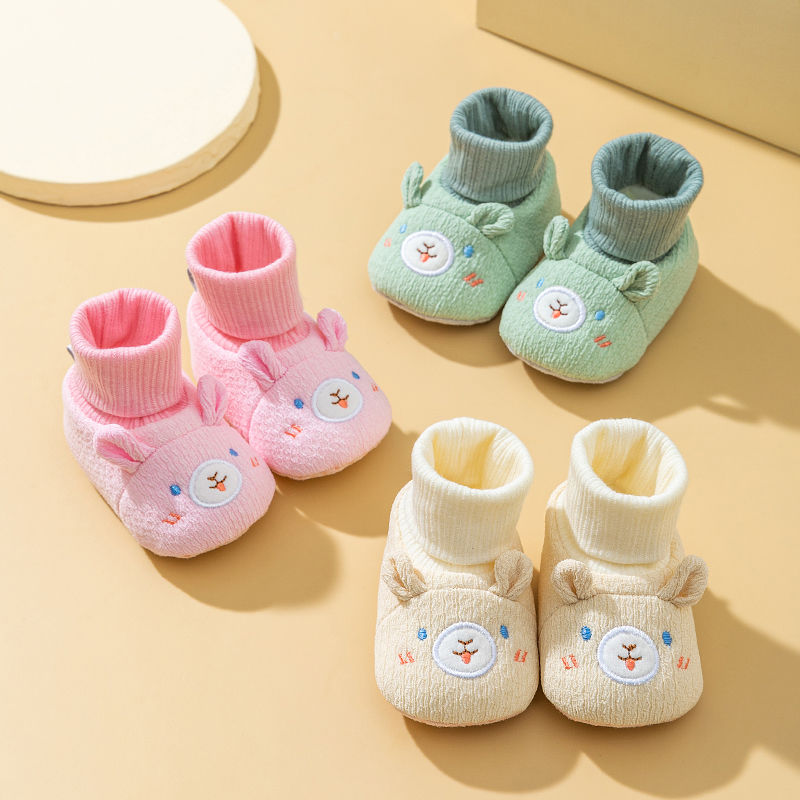 婴幼儿鞋子春秋软底舒适0-12个月宝宝鞋子新生儿学步鞋袜鞋防掉