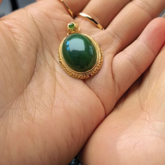 和田玉（碧玉）未镶嵌戒指吊坠