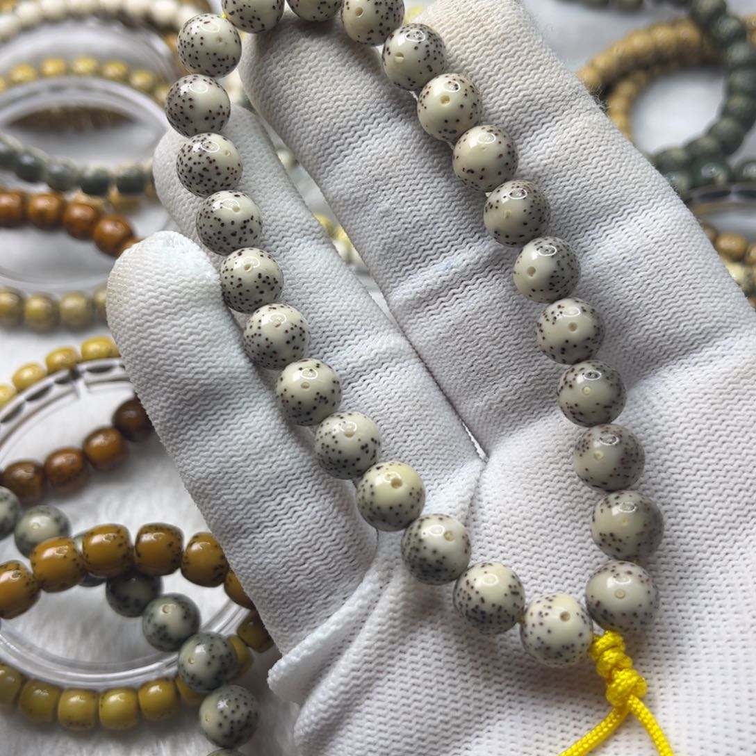 星月菩提手串石玉料瓷白圆珠