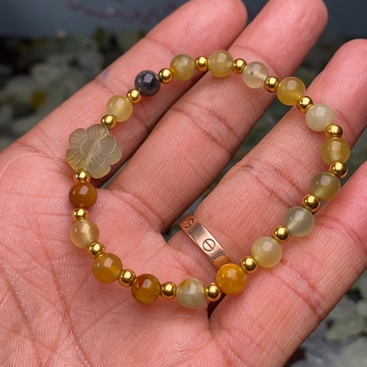 蛇纹石玉颈饰合金随机发