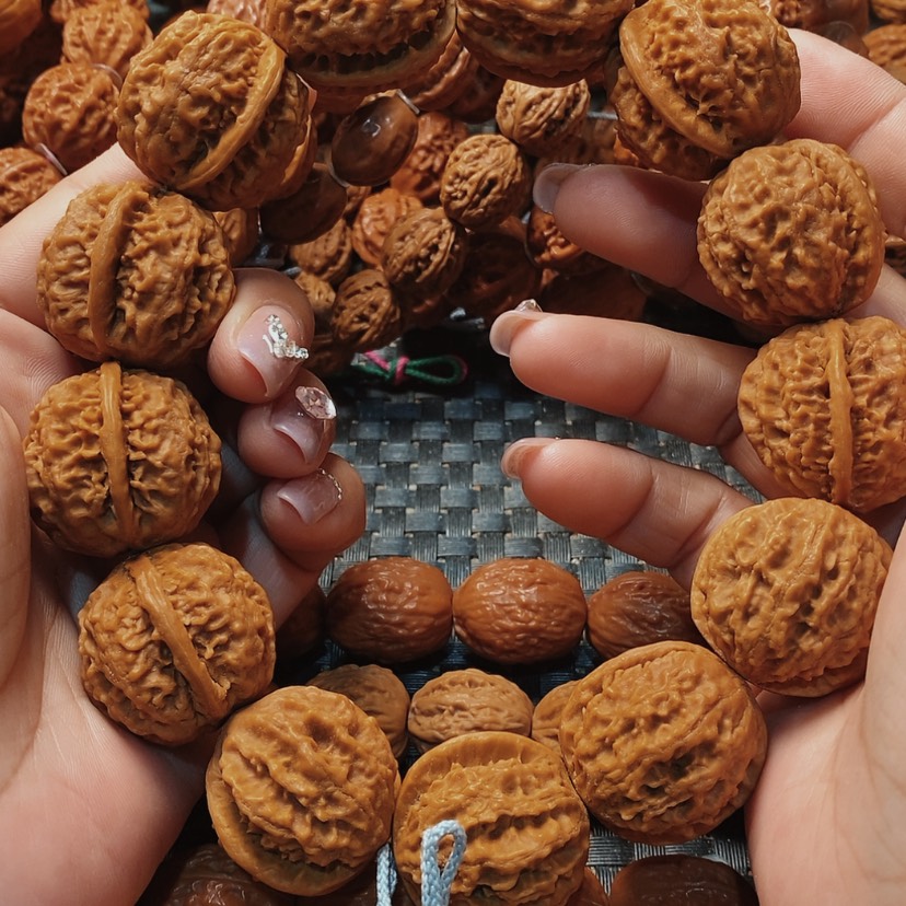 【闪购商品】文玩核桃吊坠官帽 