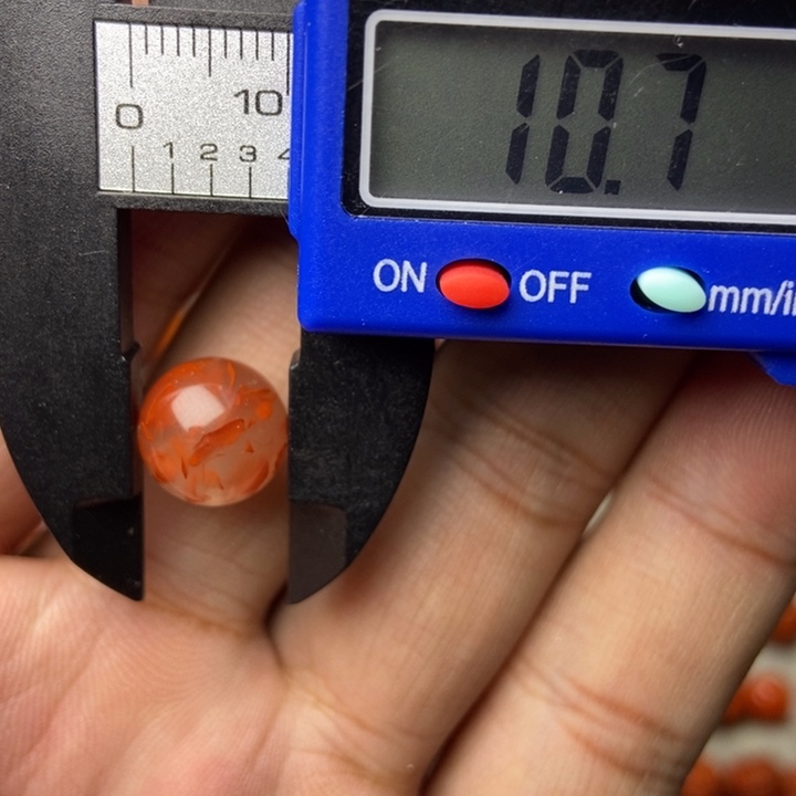 南红玛瑙配饰未镶嵌