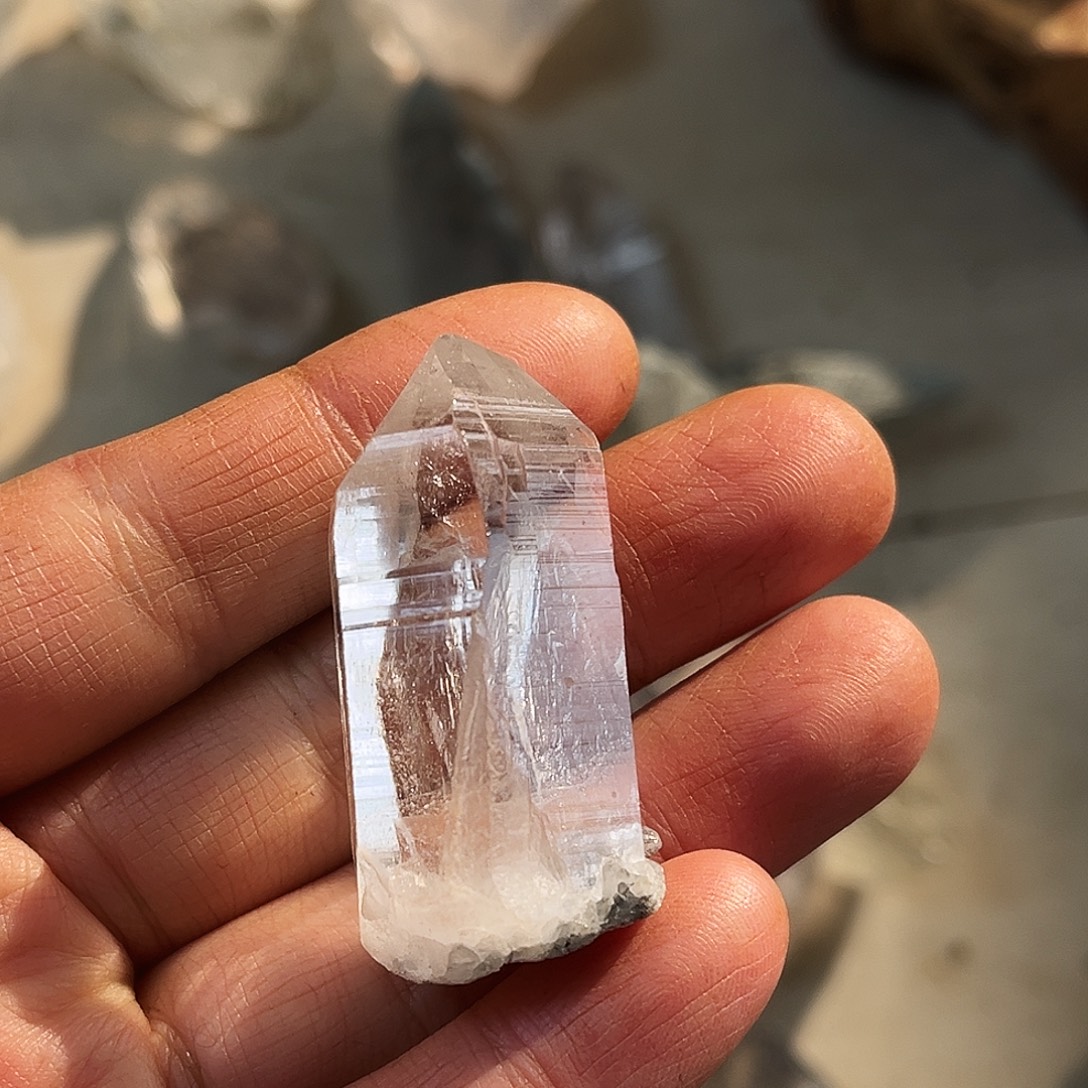 钛***E水晶未镶嵌珠宝半成品