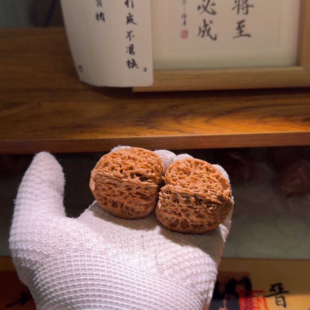 吊坠文玩核桃42+蚂蚁纹南疆石