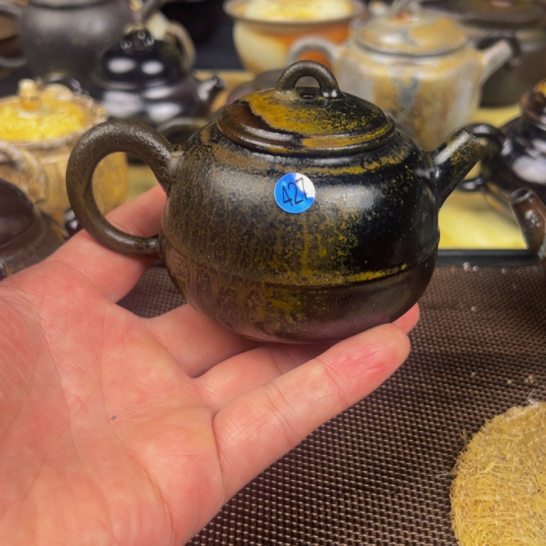 于***人乘风茶器——微瑕壶427