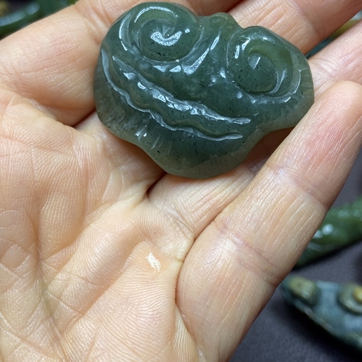 岫岩老玉（透闪石质玉）未镶嵌挂件