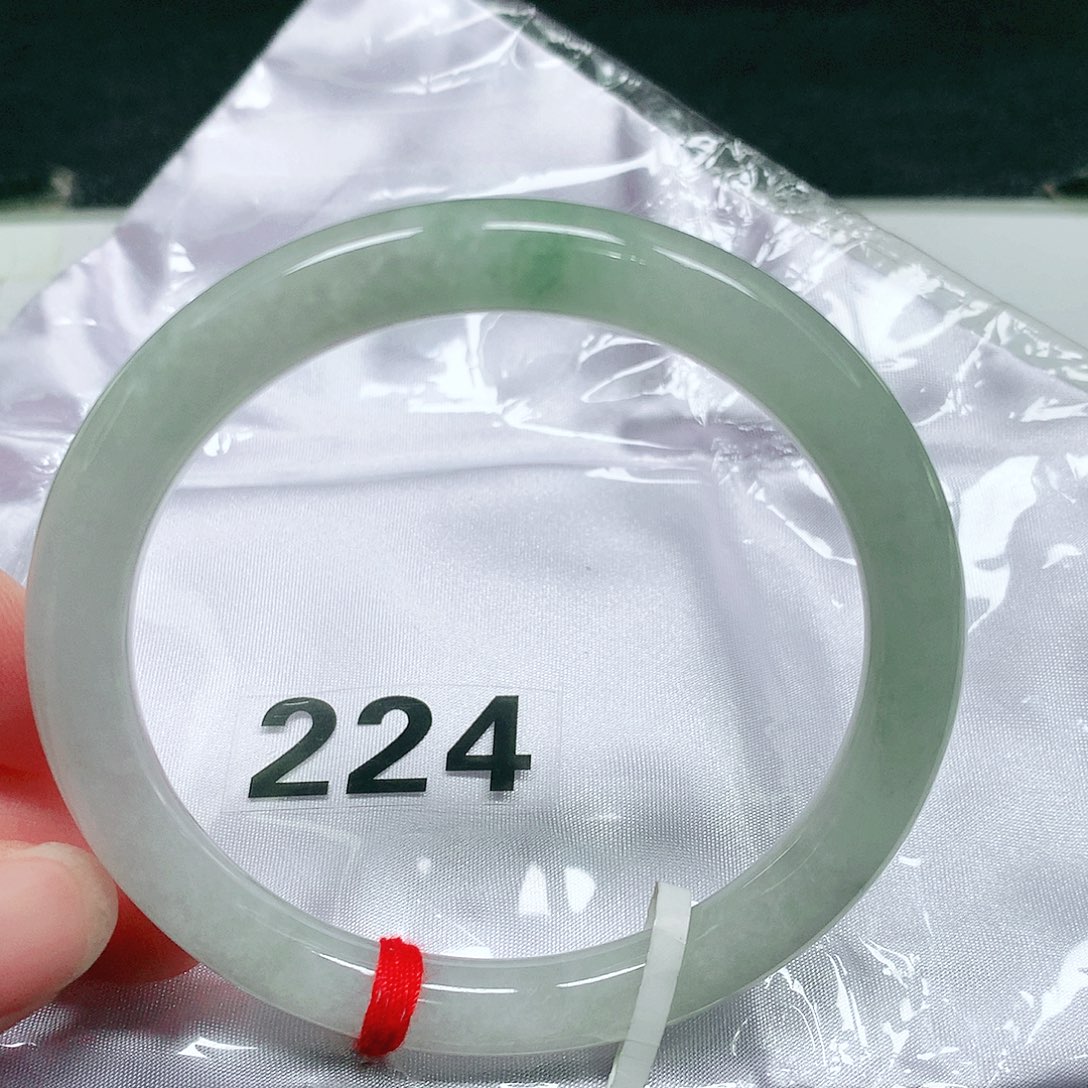 翡翠未镶嵌手镯（圆镯）6 号翡翠手镯 圈口61.2