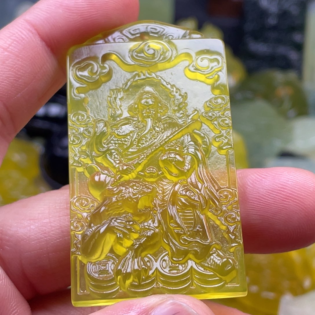 琉***心蛇纹石玉未镶嵌颈饰