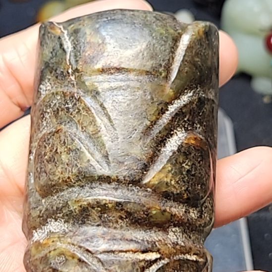 岫岩老玉（透闪石质玉）未镶嵌把件