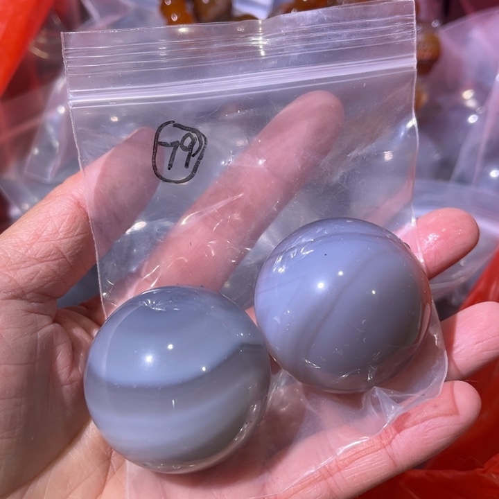 玛瑙/玉髓未镶嵌珠宝奇石