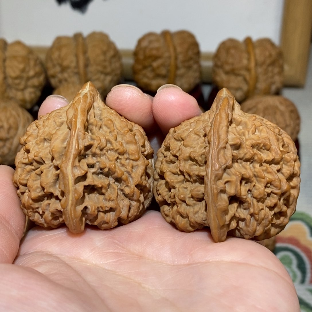 文玩核桃把件啾*44尺满天星