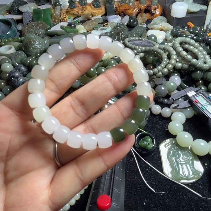 和田玉手串未镶嵌9